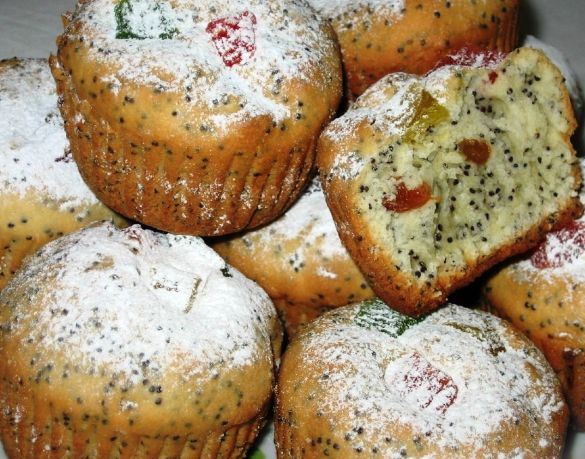 Sour Cream Muffins with Poppy Seeds