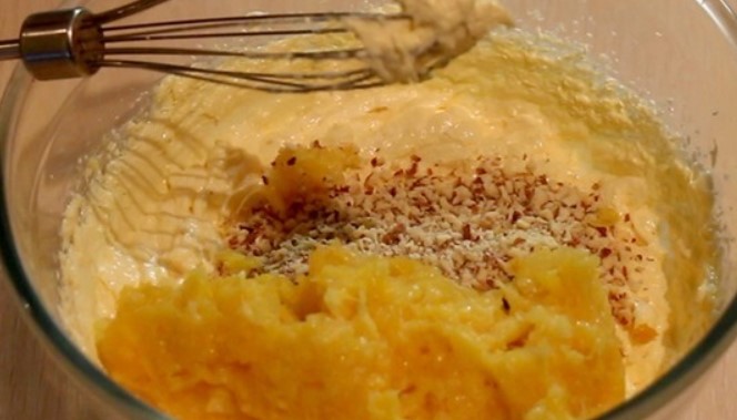 Orange and Almond Cake with Orange Cream step 7