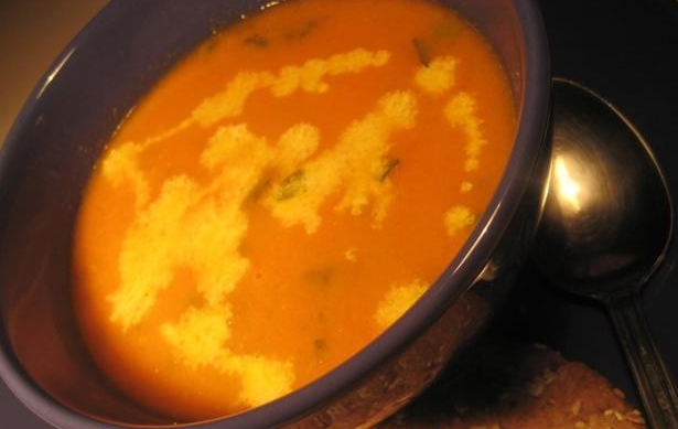Tomato Puree Soup with Zucchini and Basil.