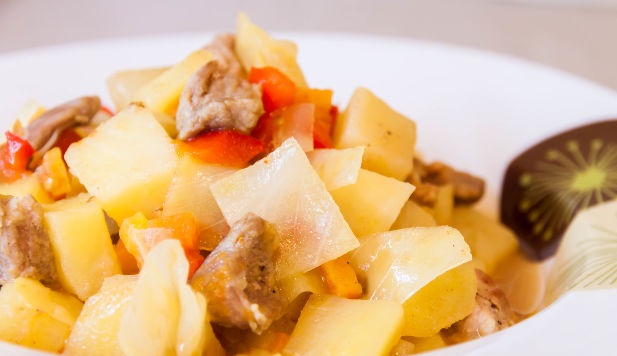 Vegetable Stew “Juicy” with Pork