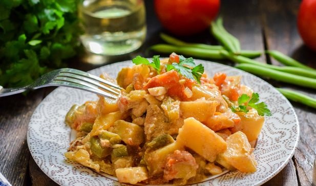 Vegetable Stew with Chicken, Potatoes, Zucchini and Green Beans