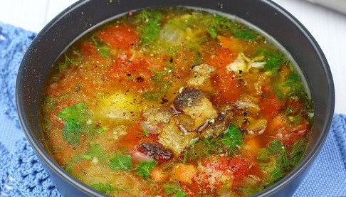 Soup with Couscous, Bacon and Vegetables