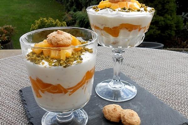 Amaretto – Cream with Peaches