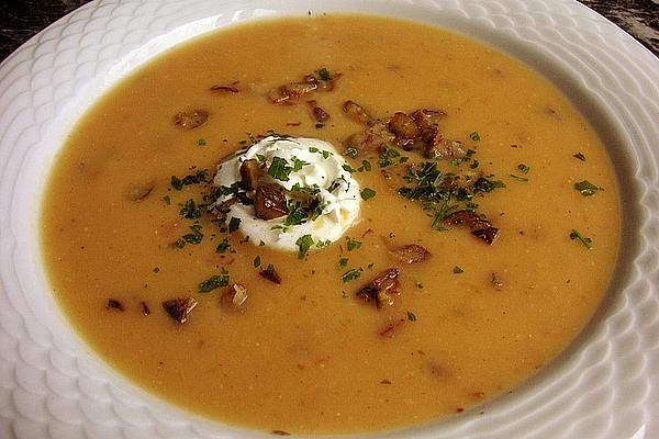 Anna`s Pumpkin Cream Soup with Chestnuts