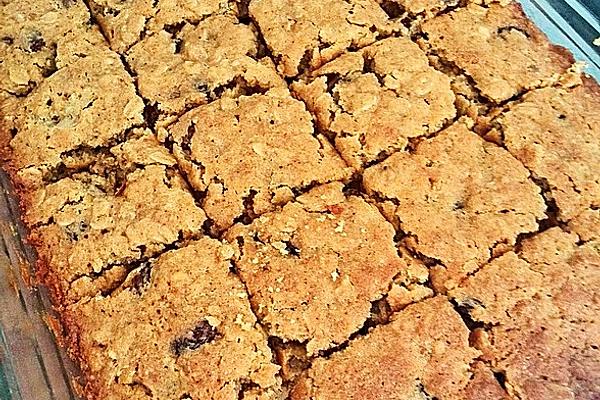 Apple and Cinnamon Bars