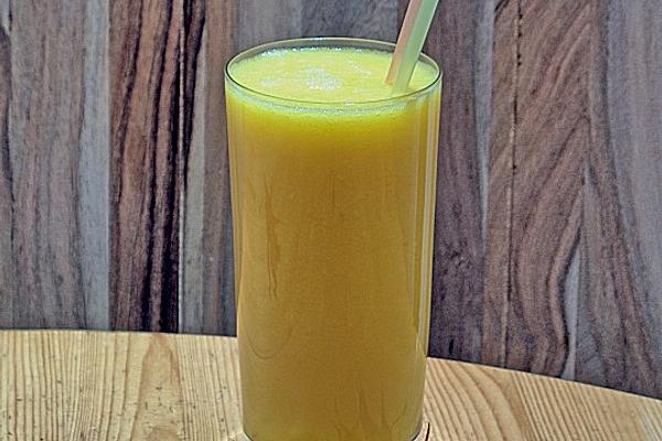 Apple and Tangerine Smoothie