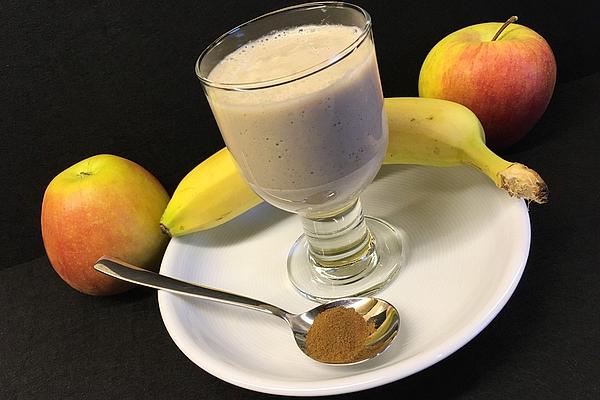 Apple – Cinnamon – Banana Drink