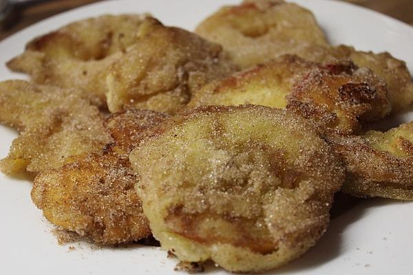 Apple in Beer Batter with Cinnamon Sauce