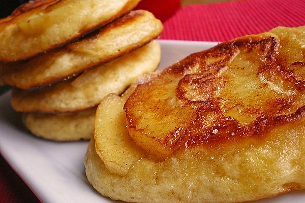 Apple Pancakes
