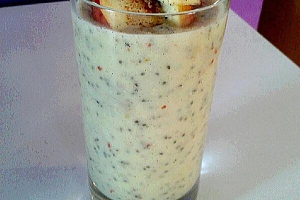 Apple Pie and Almond Milkshake