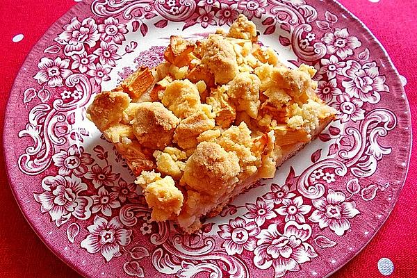 Apple Pie Made from Quark – Oil – Dough
