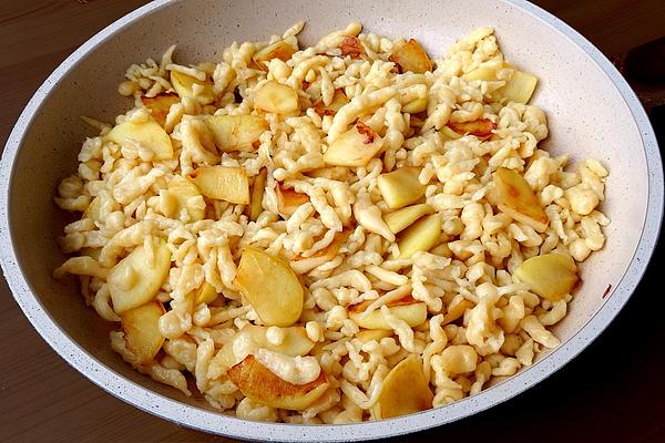 Apple Spaetzle