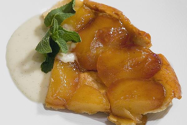 Apple Tart with Vanilla Sauce