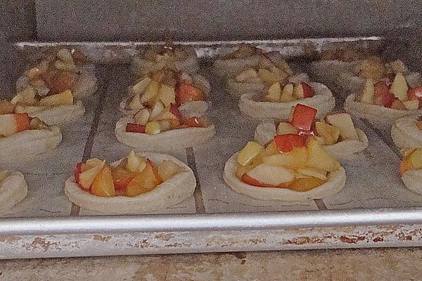 Apple Tartlets with Ice Cream