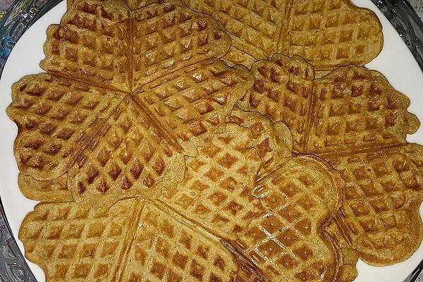 Apple Waffles with Cinnamon