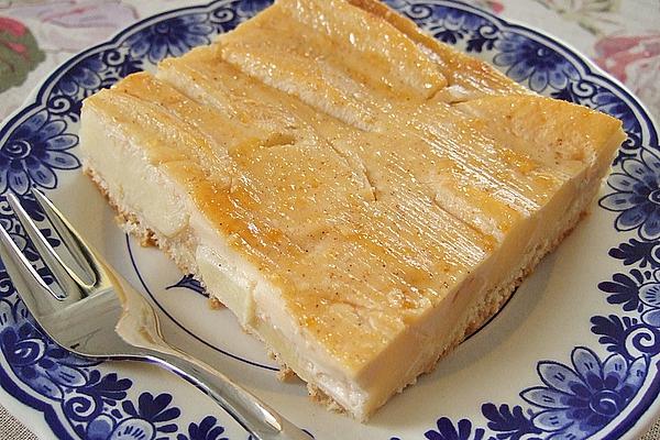 Apple Yeast Cake with Sour Cream