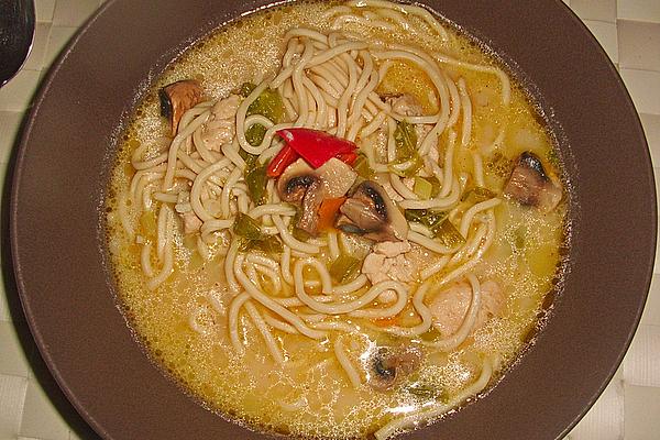Asian Noodle Soup with Chicken and Vegetables