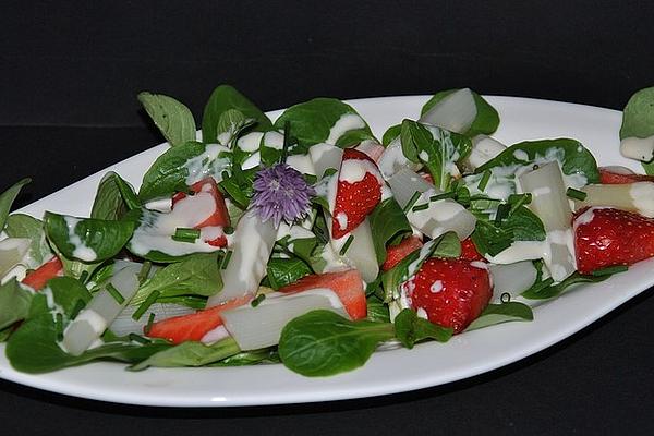 Asparagus Salad with Strawberries