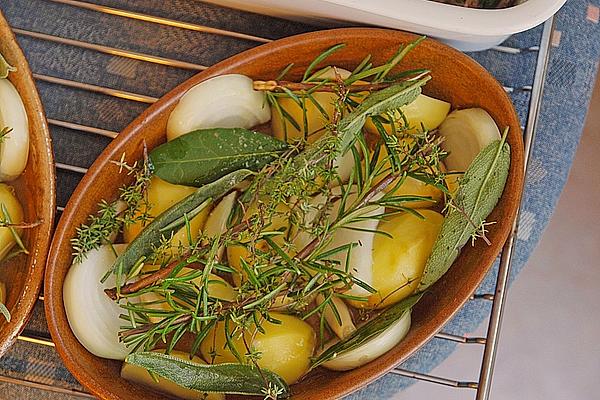 Baked Herb Potatoes French Style