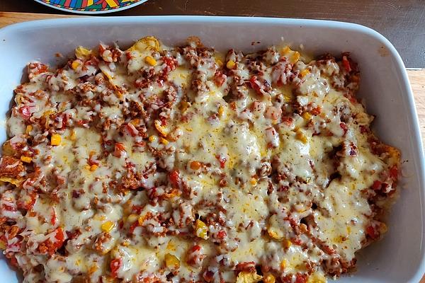 Baked Nachos with Sour Cream Dip
