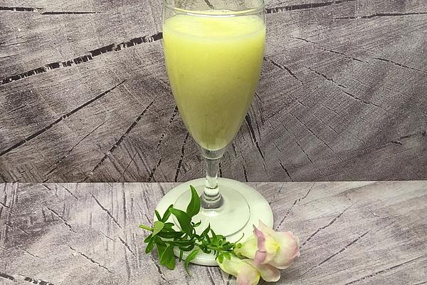 Banana and Honeydew Melon Smoothie