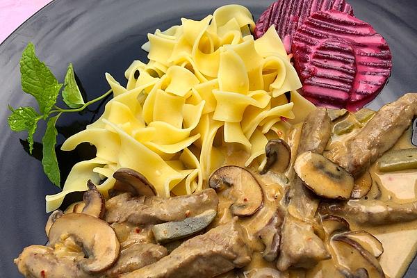 Beef Stroganoff De Luxe