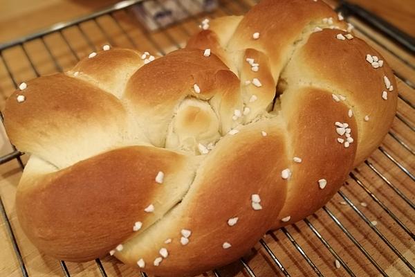 Bernese Butter Plait