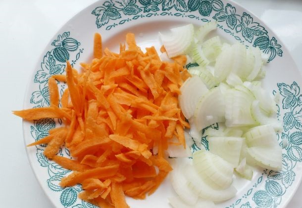 Cabbage Stewed with Zucchini step 3