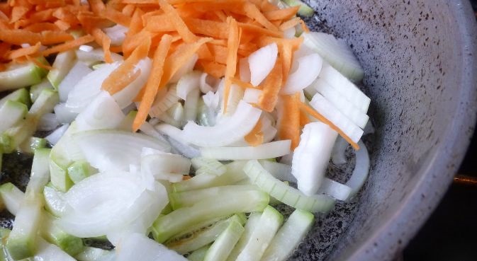 Cabbage Stewed with Zucchini step 7
