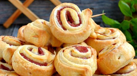 Puff Pastry Rolls with Ham