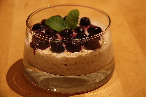 Blueberry and Oat Breakfast