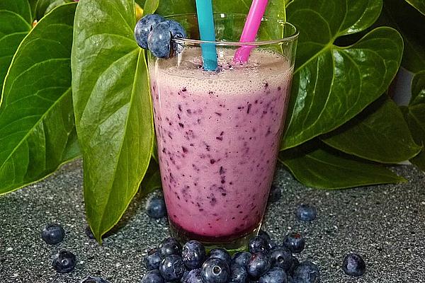 Blueberry Coconut Smoothie