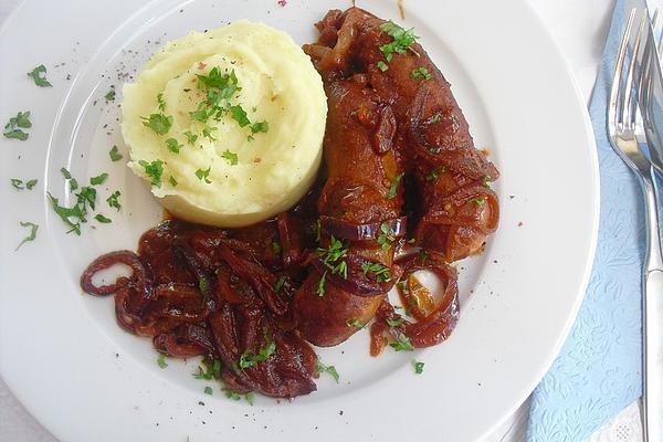 Bratwurst with Paprika Onions