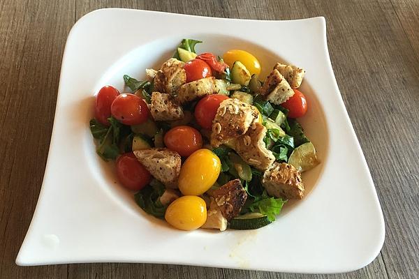 Bread Salad with Chicken Breast