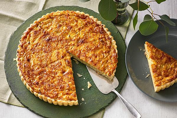 Brillas Onion Tart with Cheese