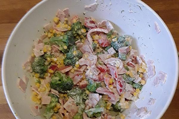 Broccoli Salad À La Petra