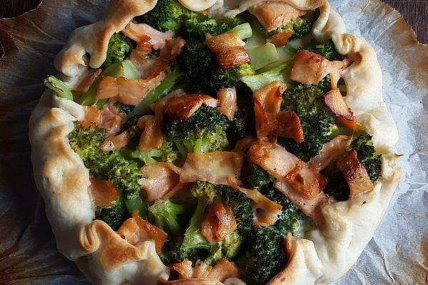 Broccoli – Salmon – Feta – Quiche