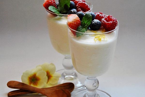 Buttermilk and Lemon Mousse light
