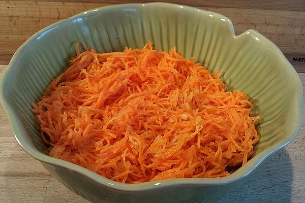 Carrot and Apple Raw Vegetables