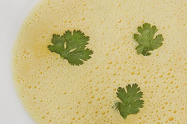 Carrot – Ginger Soup with Curry