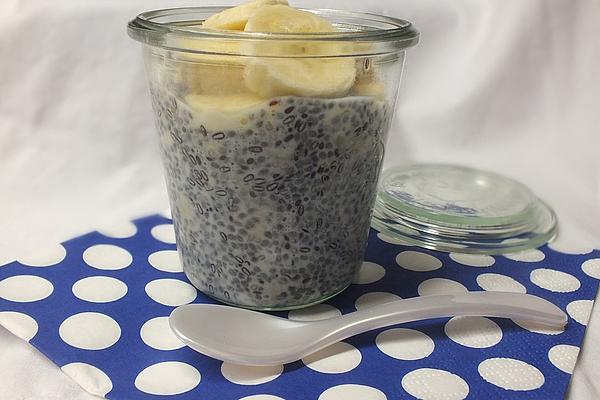 Chia Seed Pudding with Banana