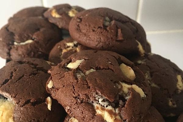 Chocolate Cookies with Irish Cream