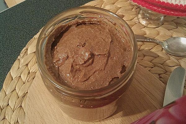 Chocolate Nut Cream