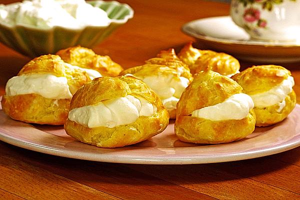 Choux Pastry Cream Puffs