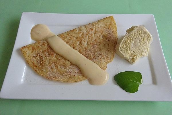 Cinnamon Crêpes with Vanilla Sauce