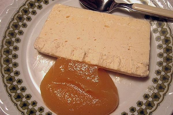 Cinnamon Parfait with Apple Sauce