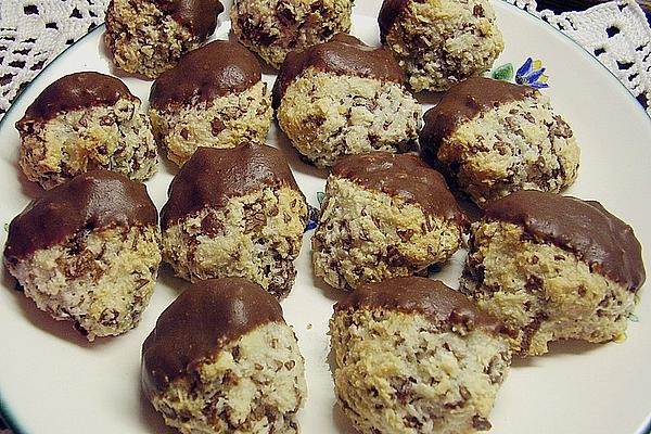 Coconut – Chocolate – Buttons