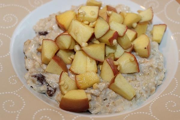 Coconut Porridge with Apple Pieces
