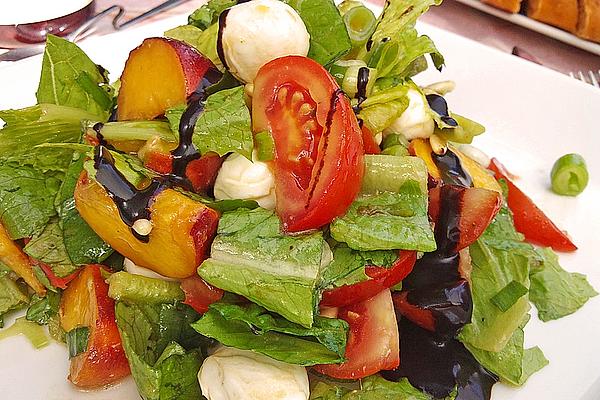 Colorful Lettuce with Peaches