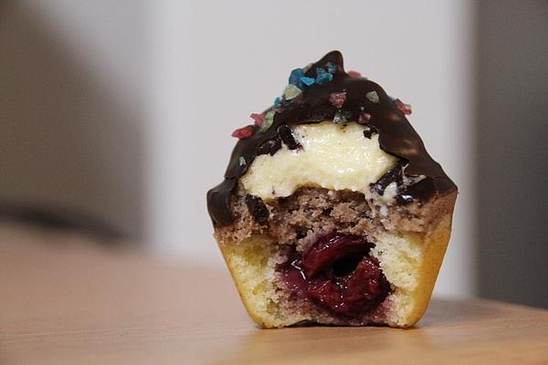 Crackling Mini Waves Of Danube